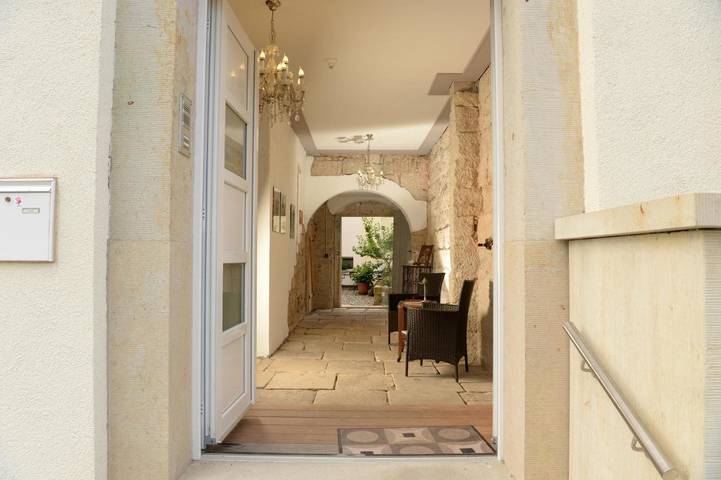 Ferienwohnung für 2 Personen, mit Terrasse und Garten sowie Sauna in Pirna