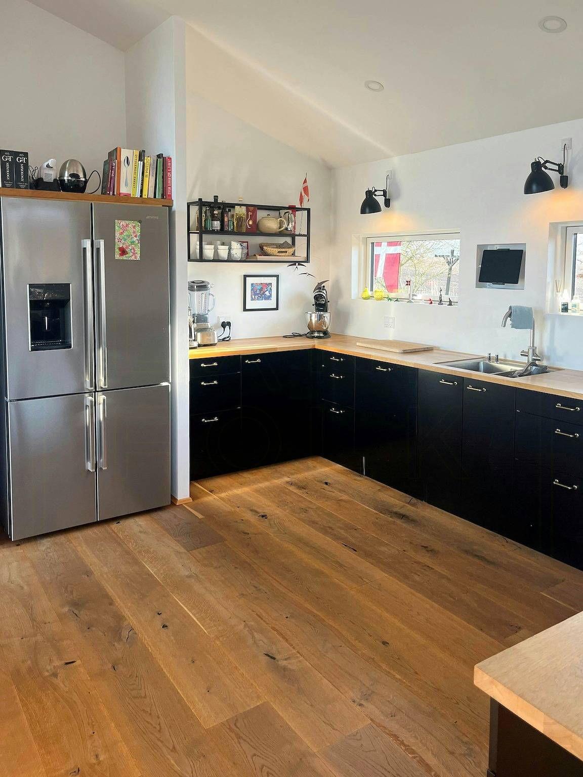 Arkitekttegnet hus med udsigt og privat strand in Limfjord in Westjütland