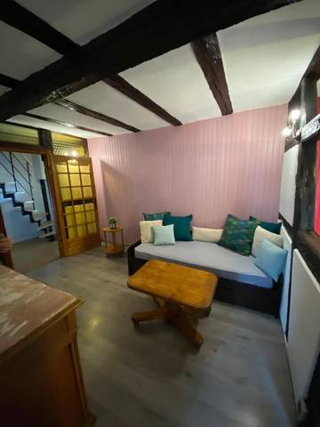 Gîte pour 6 personnes, avec vue et terrasse à Hunawihr