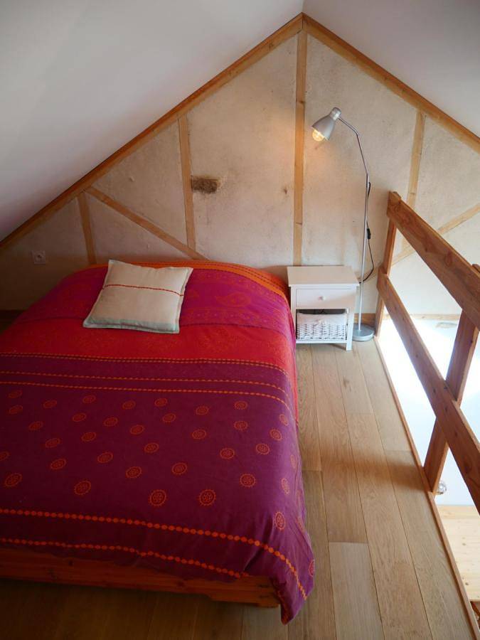 Appartement de vacances entier, La Maison jaune, un havre de paix dans la nature in Mérinchal, Région d'Aubussargues