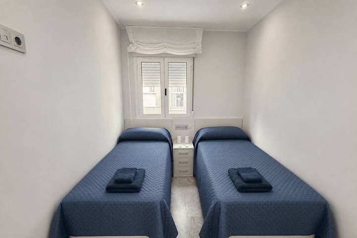 Casa Pepita - in Benissa Old Town: accommodation for 8 near beaches and local gastronomy in Benissa, Costa Blanca