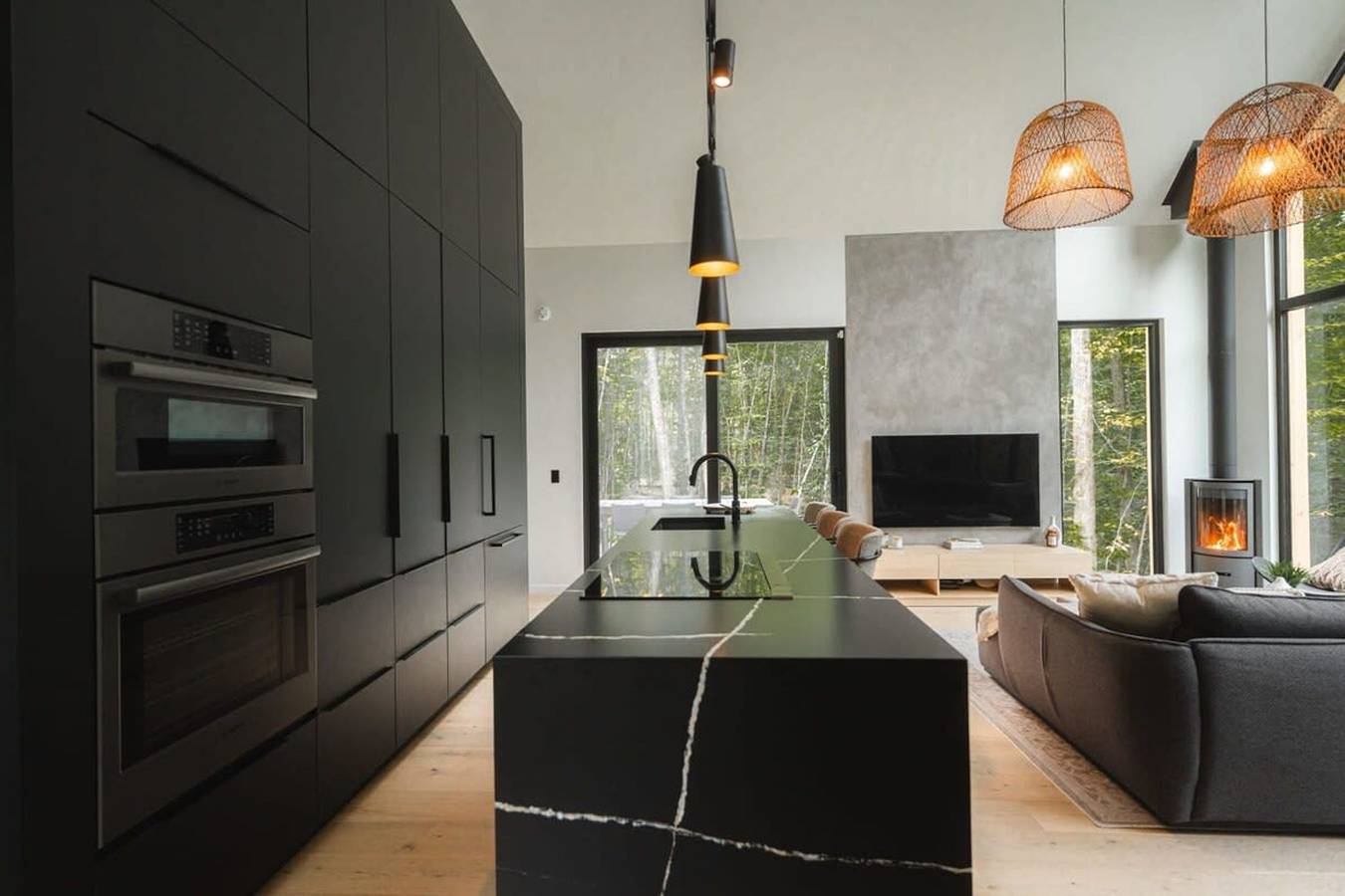 Naro Cabin in Laurentides in Lac-Supérieur, Quebec