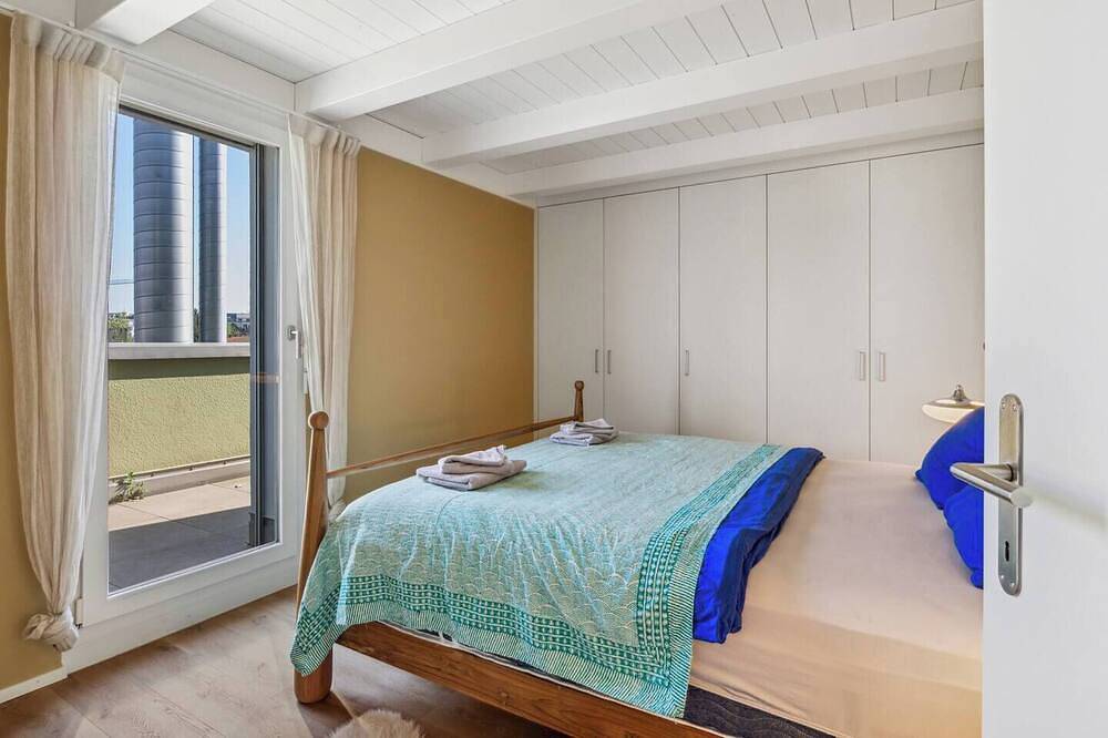 Appartamento intero, Comfortable Flat with Terrace in Zurich (401-16) in Zurigo, Zurich Prealps