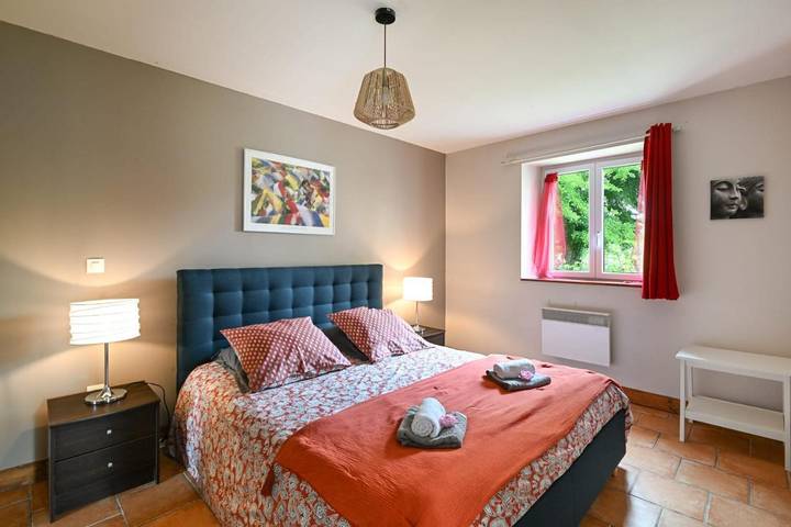 Location de vacances pour 6 personnes, avec jardin à Vaux-sur-Aure - 3