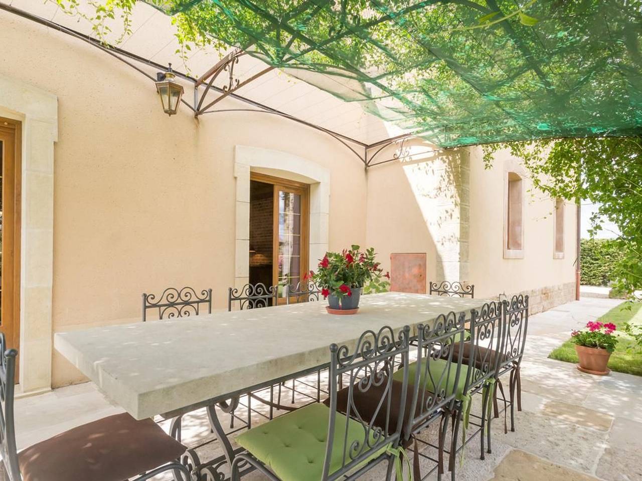 Encantadora casa con chimenea, Wifi y aparcamiento en Époisses in Époisses, Región de Montbard