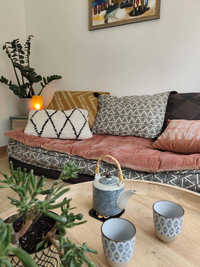 Gîte pour 2 personnes, avec jacuzzi ainsi que jardin et sauna à La Bruyère - 3