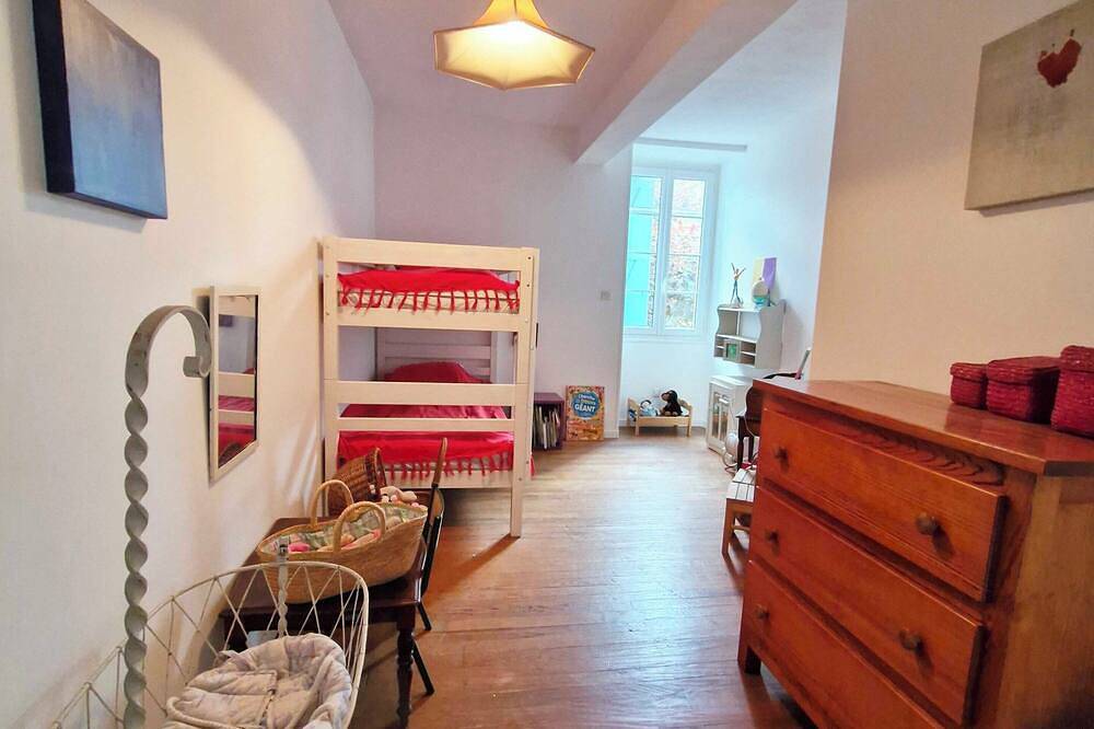 Fantastic 6-bedroom villa in Gers - Lake, huge garden, swimming pool in Estipouy, Gers