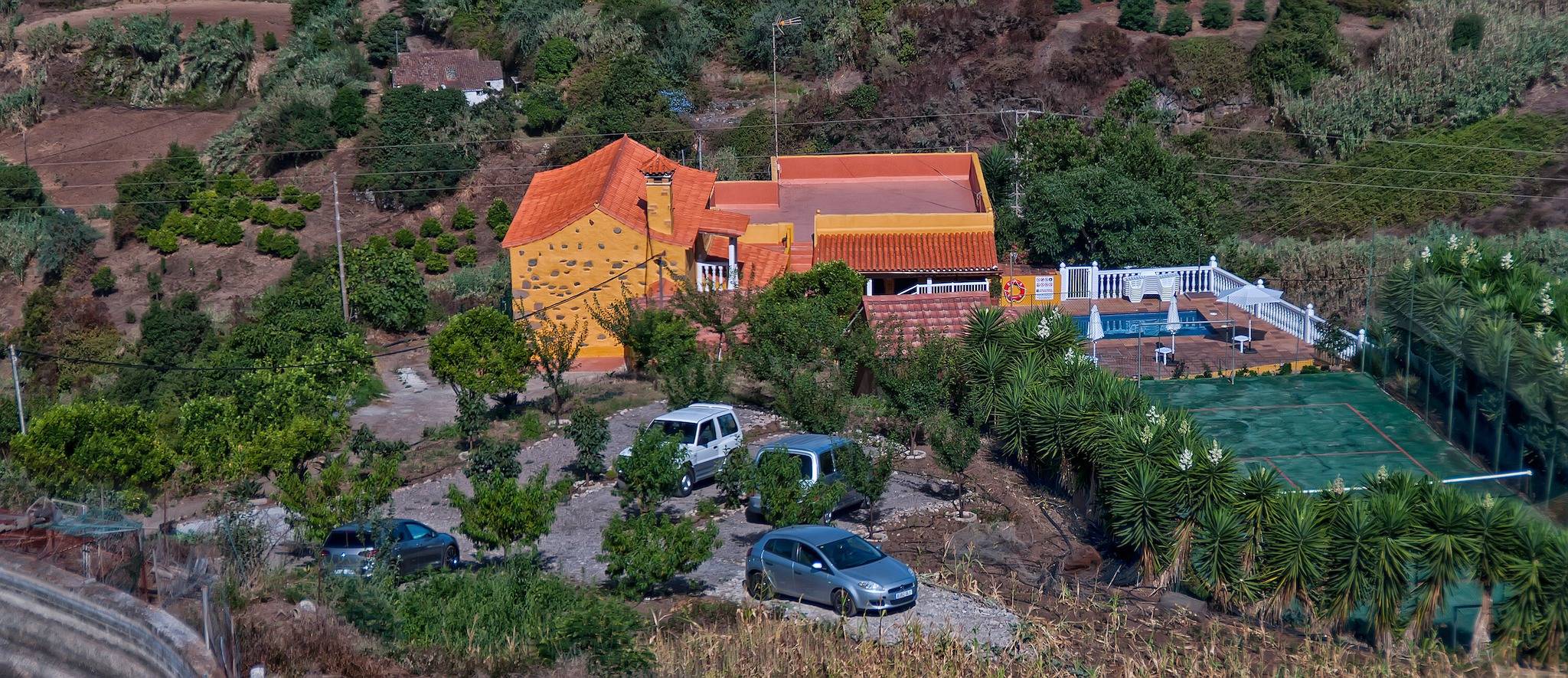 Las Casas de Lola y Rafael in Los Tiles, Moya