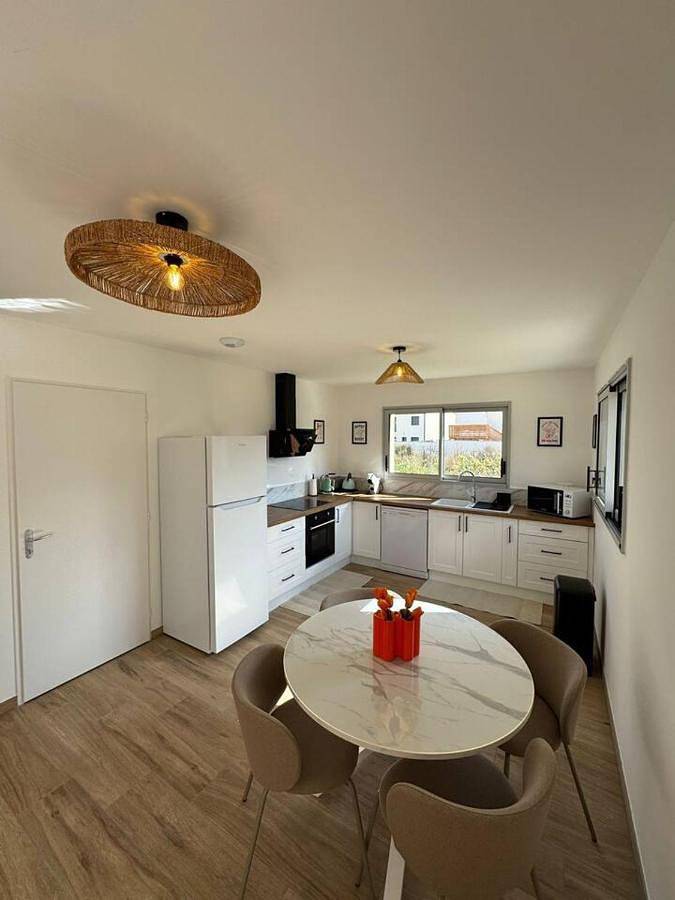 Location de vacances pour 4 personnes, avec terrasse et jardin, animaux acceptés à Cébazat - 2