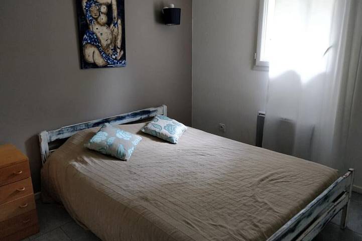 Location de vacances pour 6 personnes, avec terrasse et jardin à Chantonnay - 3