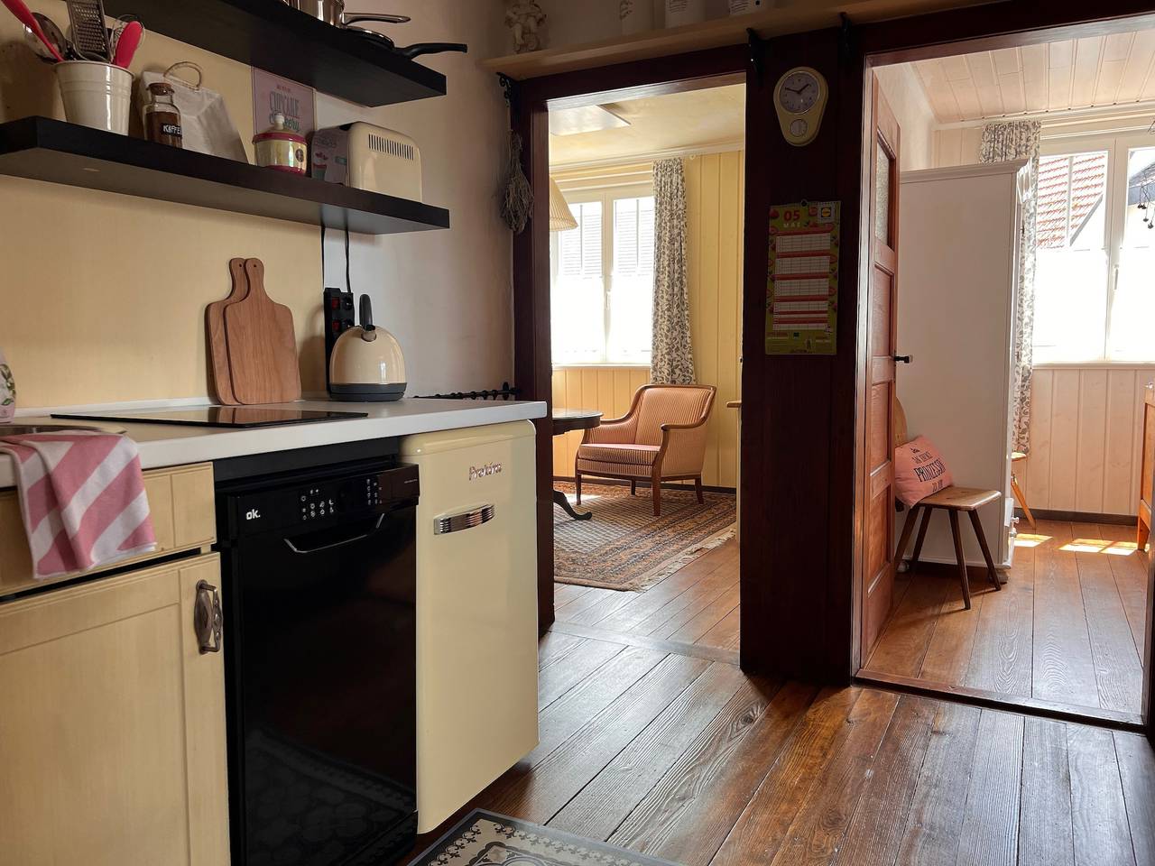 Entire apartment, Kanne Honeymoon Apartment – Historic & Central for Romantic Getaways in Epfendorf, Central Black Forest