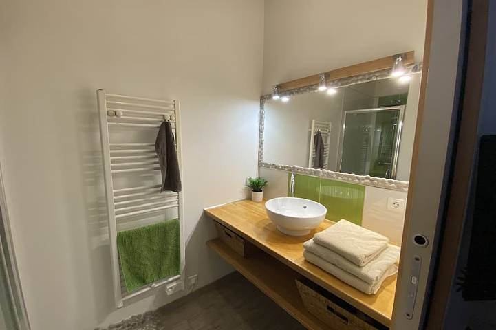 Appartement entier, Menton, 2 Pas De La Mer, Centre Ville, Studio  2 Pieces, Prestations De Qualite in Menton, Côte méditerranéenne (France)