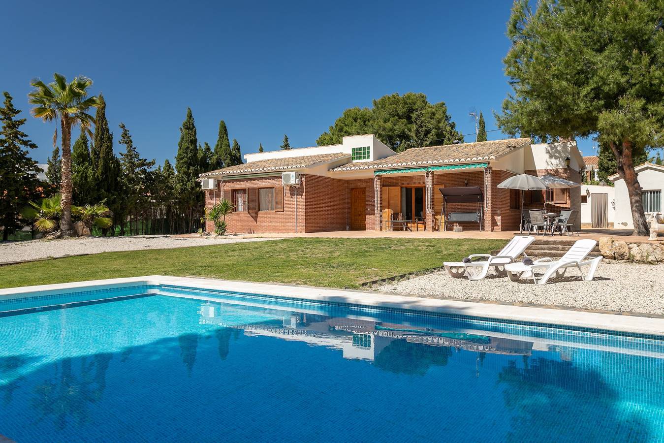 Casa de vacaciones "Las Yucas" que admite mascotas, con vistas a la montaña y Wi-Fi in Busot, Costa Blanca