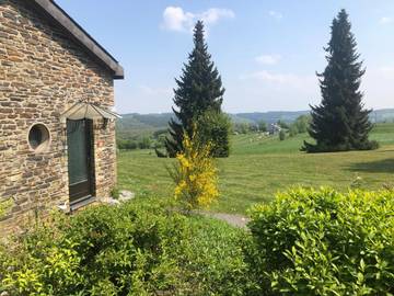 Gîte pour 5 personnes, avec jardin ainsi que sauna et vue, animaux acceptés à Bièvre