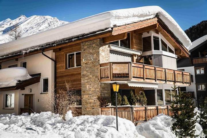 Hütte für 6 Personen, mit Ausblick und Balkon in Saas-Fee