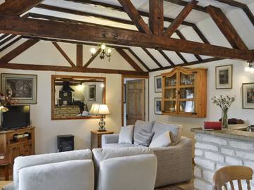 Holiday Home for 3 People in Cirencester, The Cotswolds, Photo 1