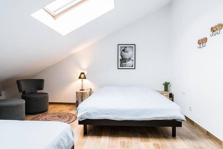 Location de vacances pour 4 personnes, avec jardin ainsi que terrasse et vue, animaux acceptés dans Briscol