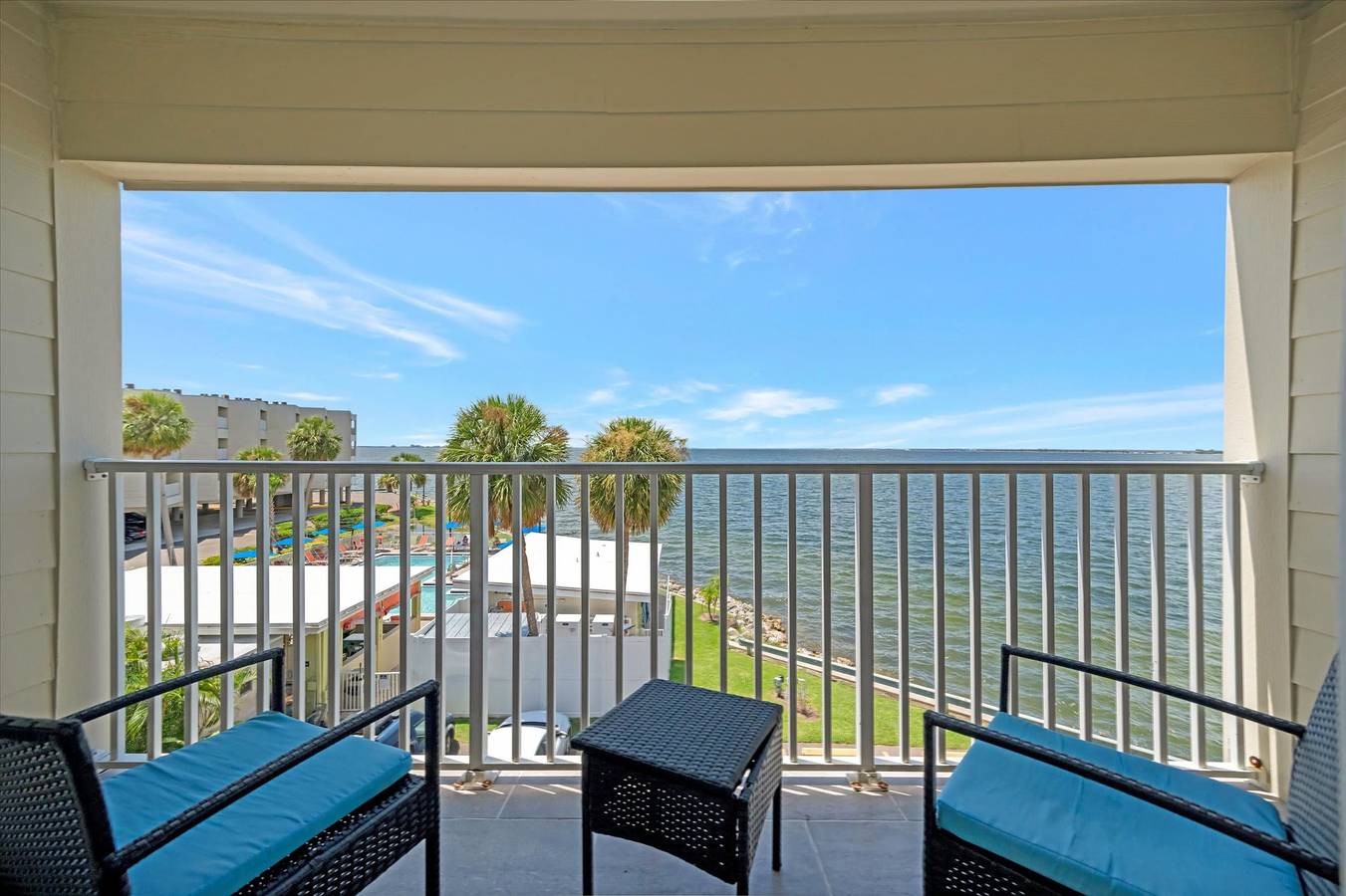 Apartamento entero, The Flamingo Balcony Waterview Heated Pool in Tampa, Tampa Bay