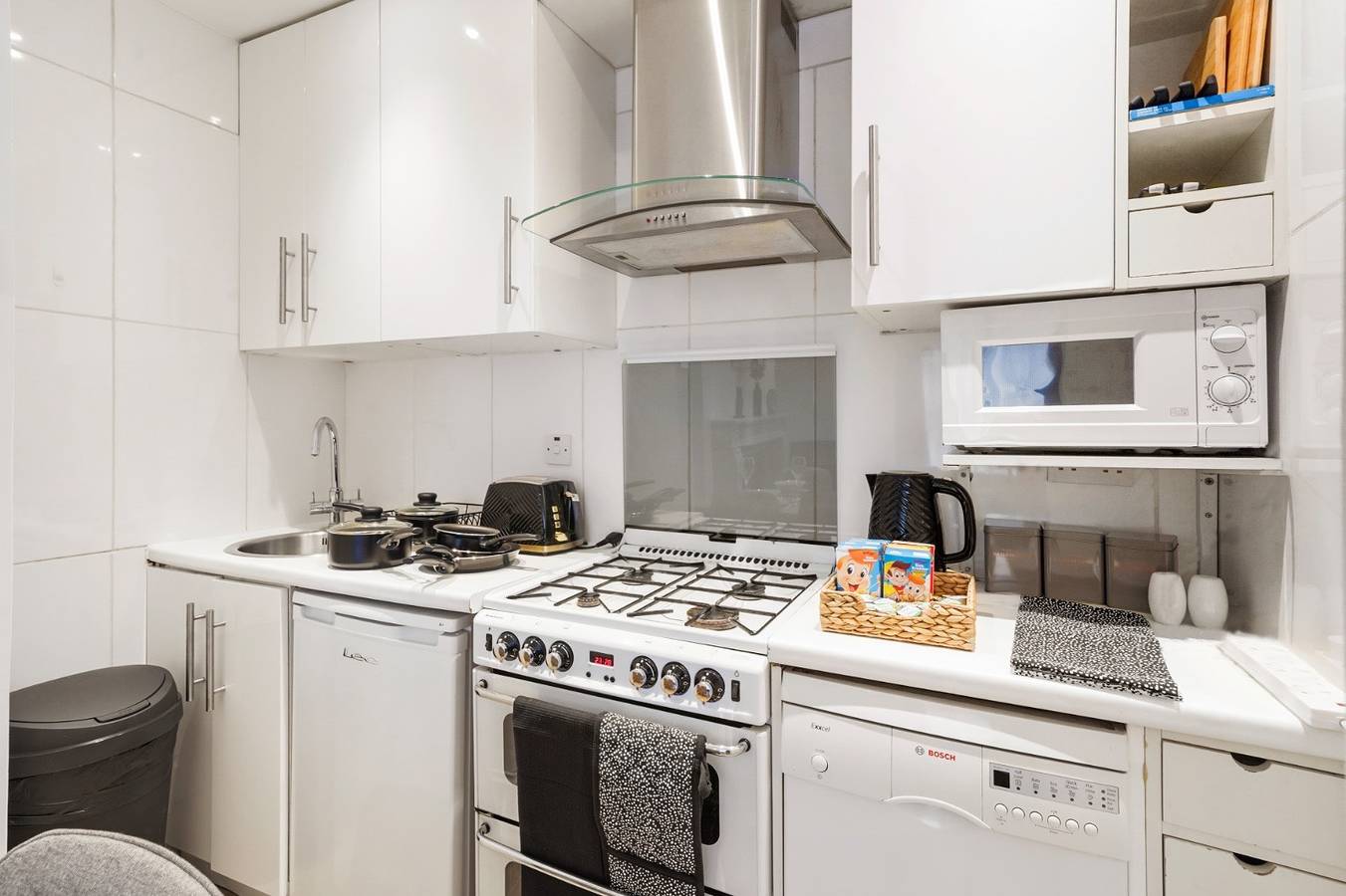 Ganze Ferienwohnung, Small 1 bedroom flat in Buckingham County