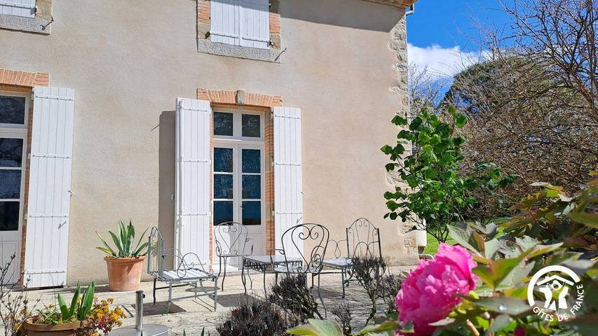 Gîte pour 4 personnes, avec Terrasse et Jardin à Appelle