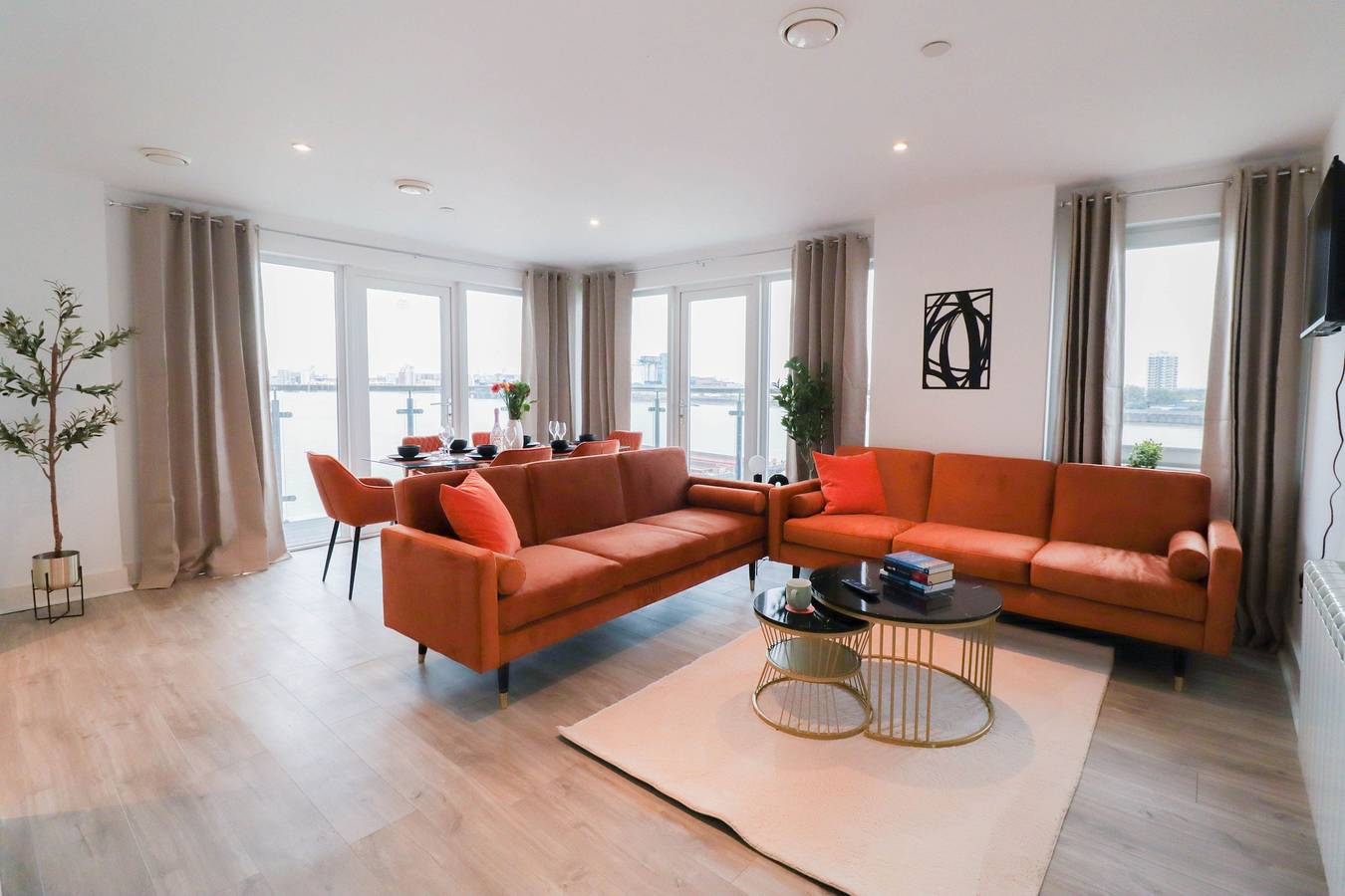Ganze Wohnung, Ferienwohnung für 6 Personen mit Balkon in Greenwich, London