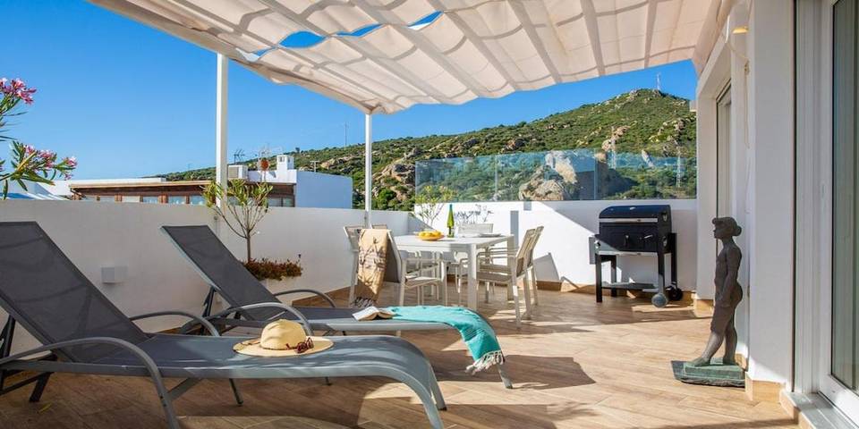 Ferienwohnung für 3 Personen, mit Ausblick und Terrasse in Zahara de los Atunes