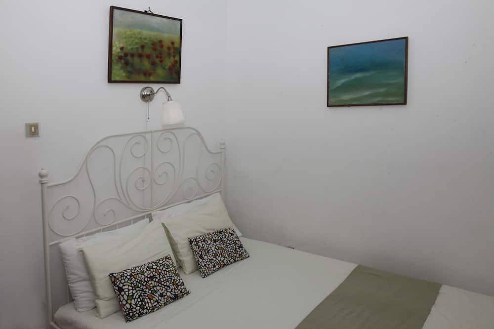 Sea Shore Vacation Villa, Redrock, Attika,Corinth, Aegean, Greece, Mediterranean in Agii Theodori, Korinthia