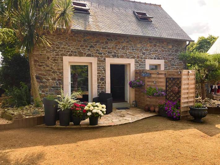 Location de vacances pour 3 personnes, avec vue et jardin à Gommenec'h - 4