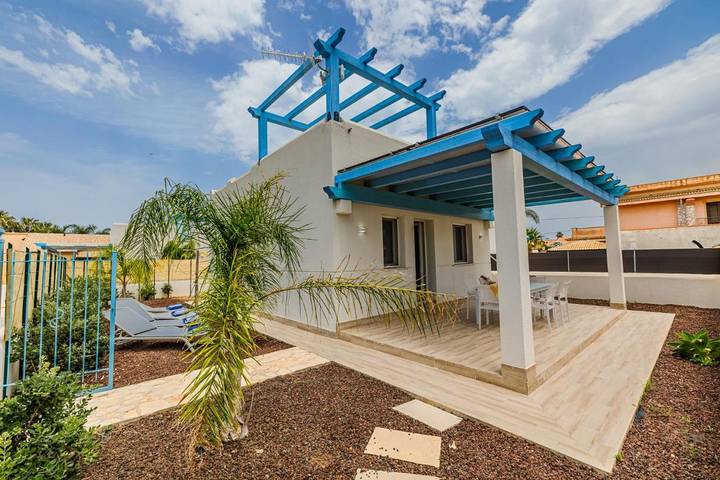 Ferienhaus für 4 Personen, mit Terrasse und Garten sowie Ausblick