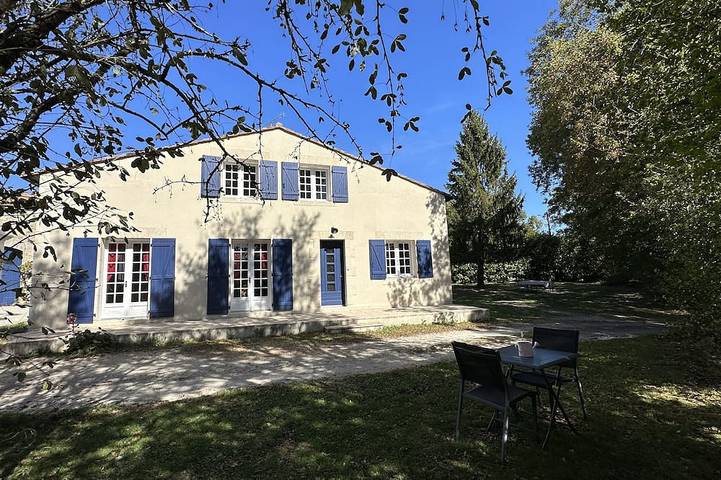 Location de vacances pour 5 personnes à Champniers