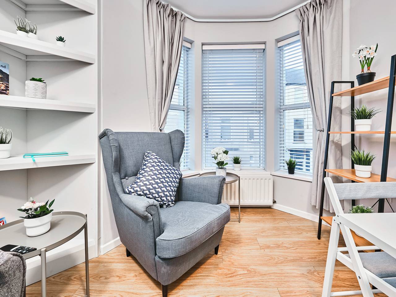 Entire apartment, No.2 Princess Yellow Apartments - Uk52053 in Portrush, County Antrim