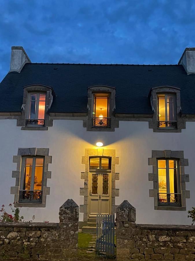 Location de vacances pour 8 personnes, avec Terrasse et Jardin à Penmarch