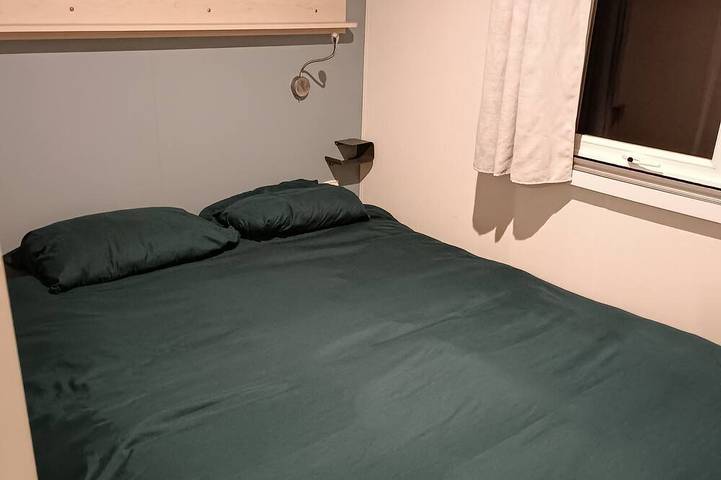 Camping pour 6 personnes, avec terrasse ainsi que sauna et jacuzzi à Sarzeau - 2