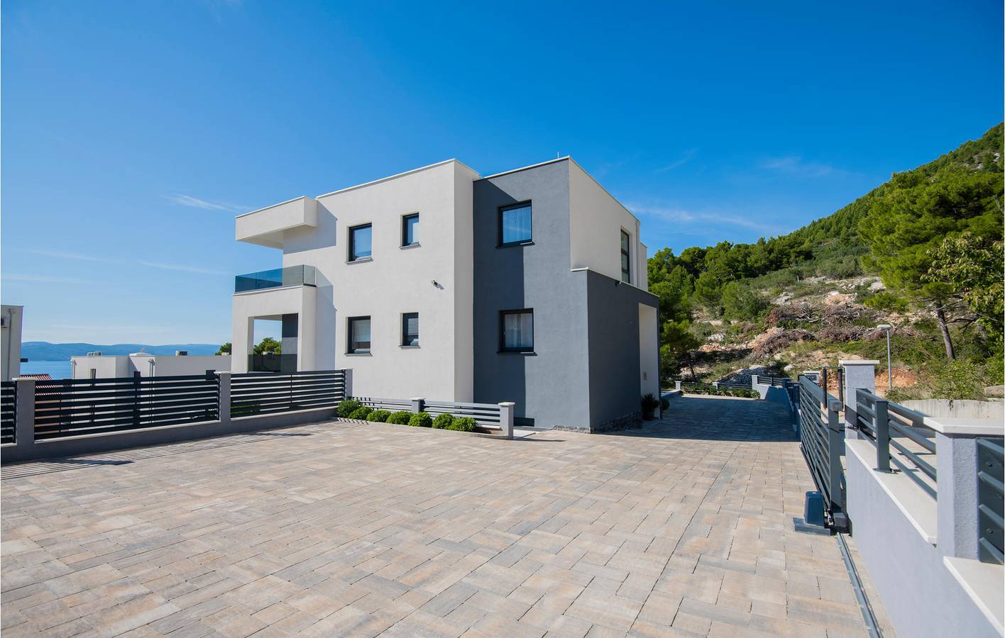 Hel ferieleilighet, Ferieleilighet for 4 personer med terrasse in Baska Voda, Makarska Riviera