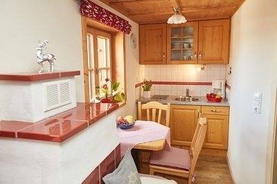 Gîte pour 2 personnes, avec Balcon et Jardin ainsi que Sauna et Vue sur le lac dans Bichel