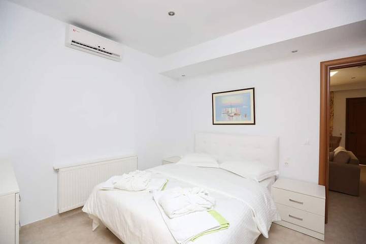 Villa mit pool für 5 Personen, mit Terrasse und Garten sowie Whirlpool auf Skiathos - 2