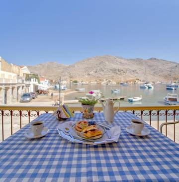 Cottage pour 2 personnes, avec vue sur l’océan et terrasse dans Symi
