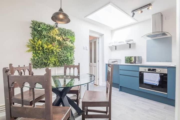 Holiday apartment for 4 people, with garden and balcony - 1