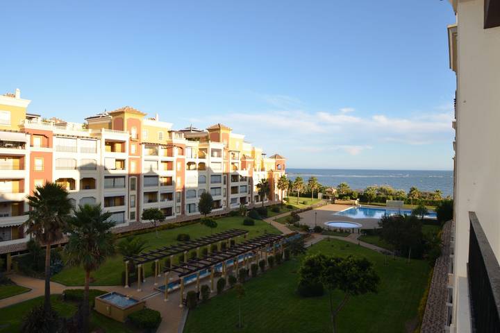 Entire apartment, Holiday apartment for 5 people with terrace in Playa de Los Haraganes (Ayamonte), Ayamonte