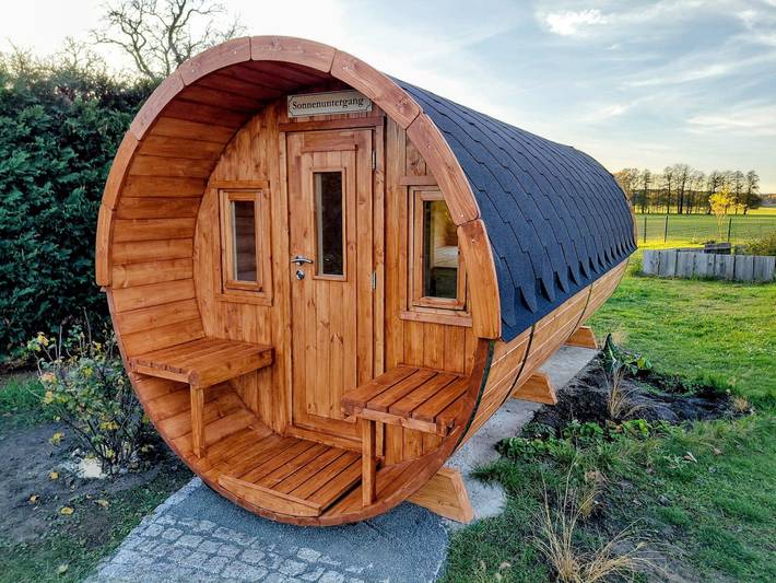 Ferienwohnung für 3 Personen, mit Garten und Ausblick sowie Terrasse, kinderfreundlich in Neuhausen/Spree