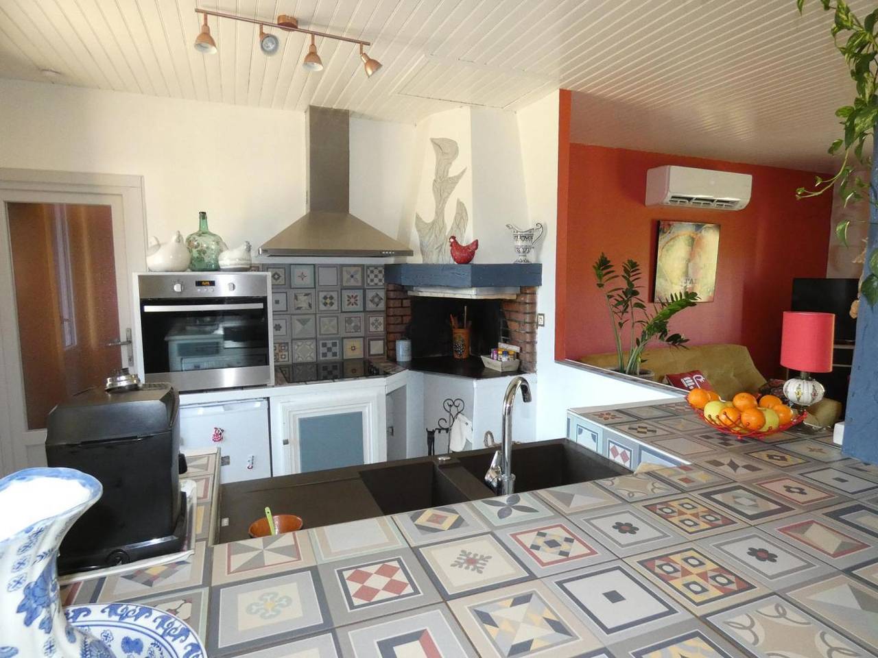 Sambacacia x6 in Montazels, Parque Natural Regional Corbières-Fenouillèdes