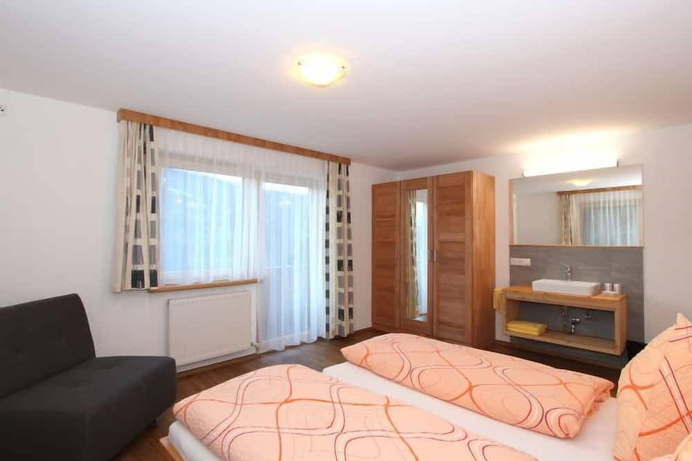 Ferienhaus Zeller in Stummerberg, Ski-Optimal Hochzillertal
