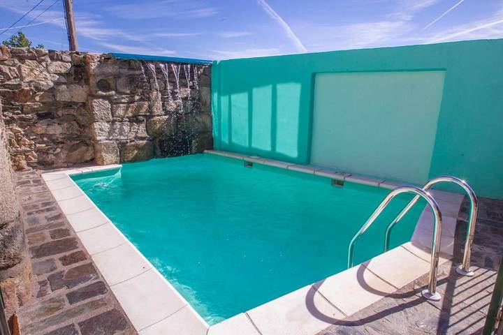 Casa de vacaciones para 10 personas, con terraza además de vistas y piscina, Se admiten mascotas en Comarca de Ciudad Rodrigo - 4