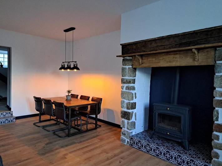 Location de vacances pour 9 personnes, avec vue et terrasse à Roussines - 2