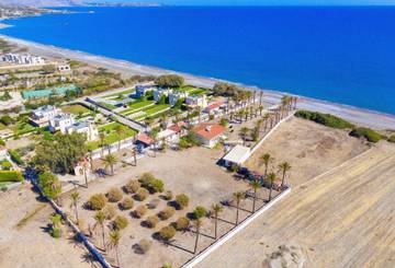 Villa for 14 Guests in Kiotari, Rhodes, Picture 1