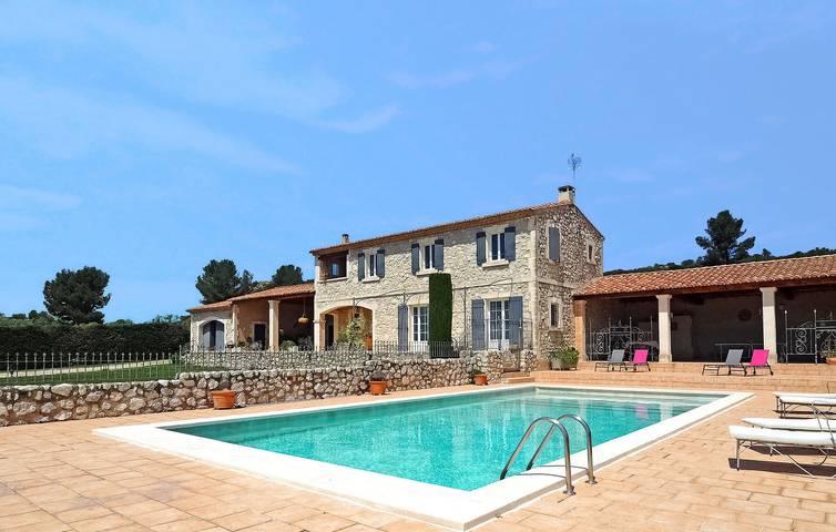 Impresionante Apartamento: AC, Vista, Aparcamiento, Piscina, Internet in Maussane-les-Alpilles, Region de Arles