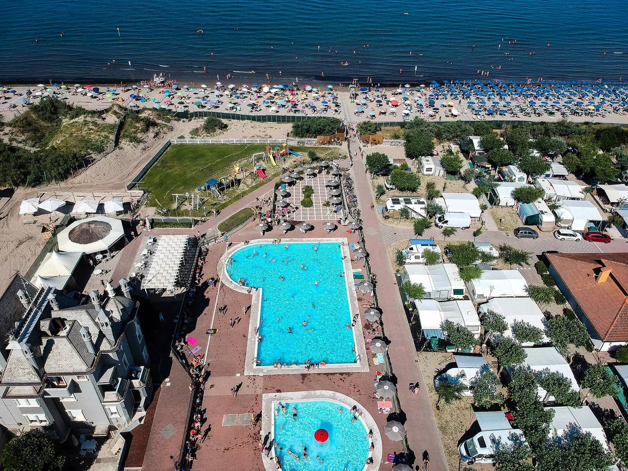 Mobil-home | Premium | 3 Hab. | 6 pers. | Lounge Terraza | A/C | Tv in Chioggia, Provincia de Venezia