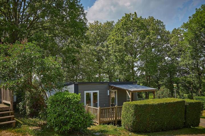 Location de vacances pour 6 personnes, avec terrasse et bassin pour enfant ainsi que piscine et jardin à Pommeuse - 4