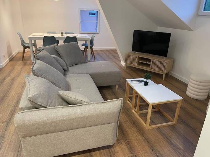 Gîte pour 6 personnes, avec jardin et terrasse à Saint-Pierre-en-Faucigny