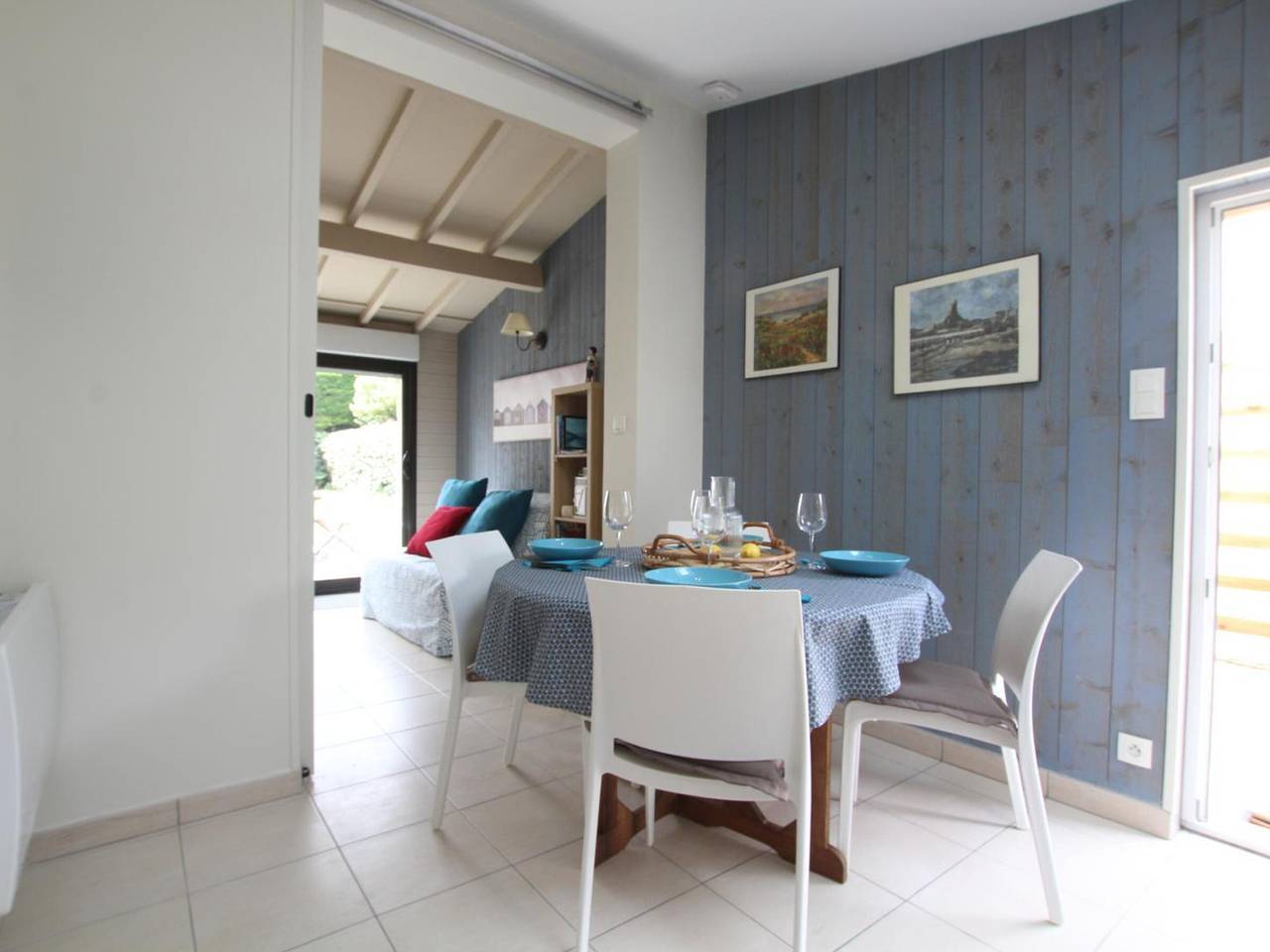 Maison en bord de mer à Réville - Terrasse et Jardin in Jonville, Réville